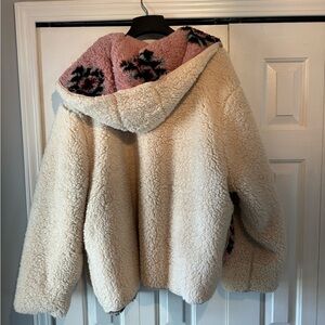 Reversible Sherpa coat with pockets